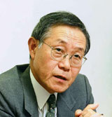 樋口氏