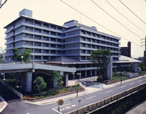 団参会館